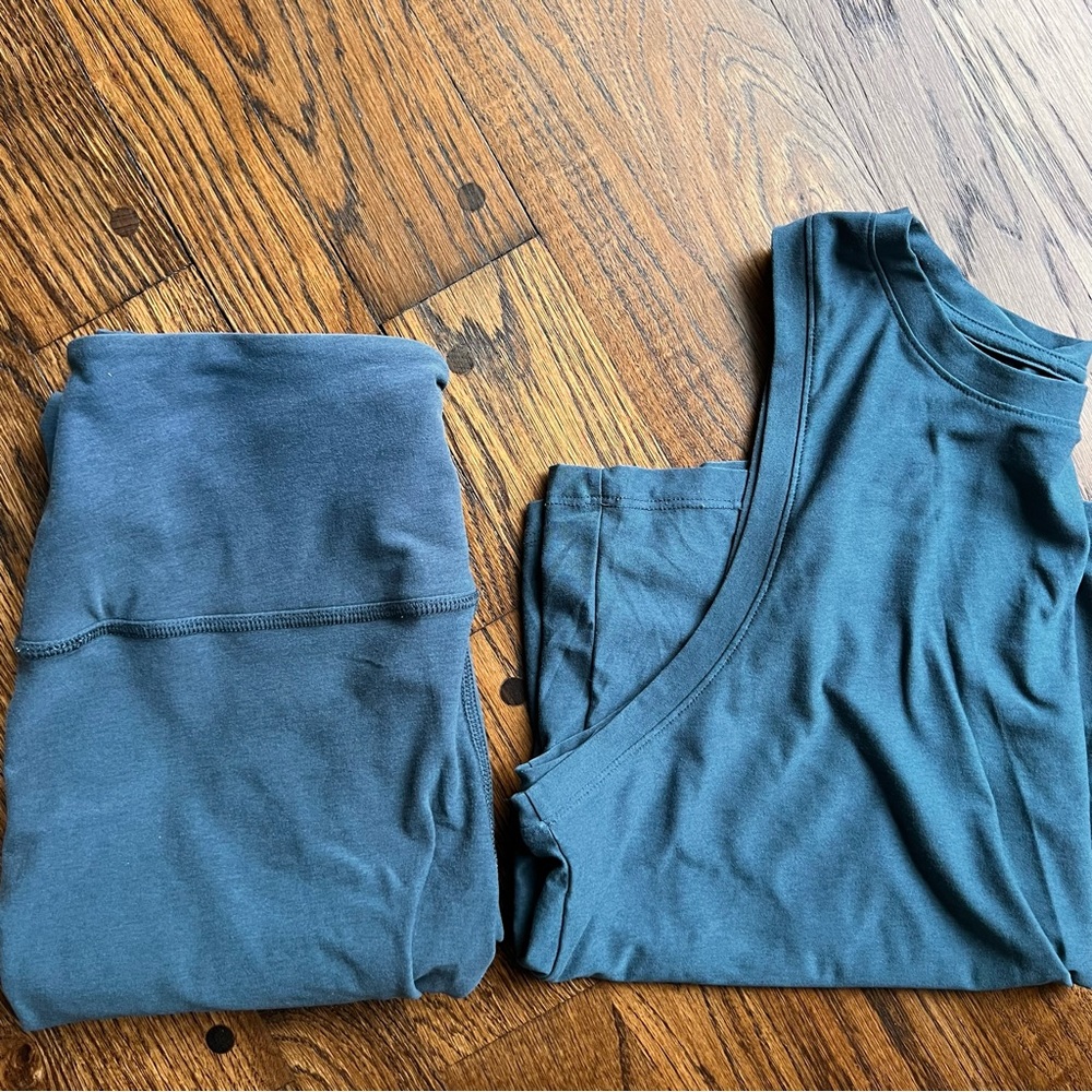 Beyond Yoga Tank Set Leggings
